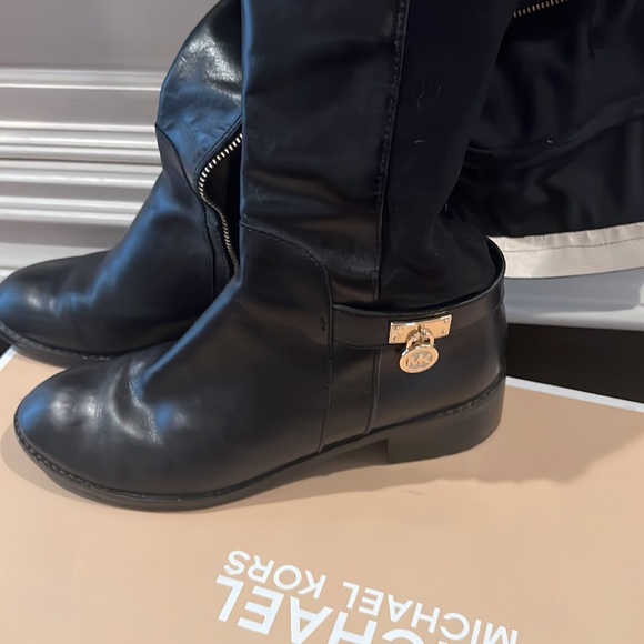 Michael Kors tall boots - Picture 2 of 8